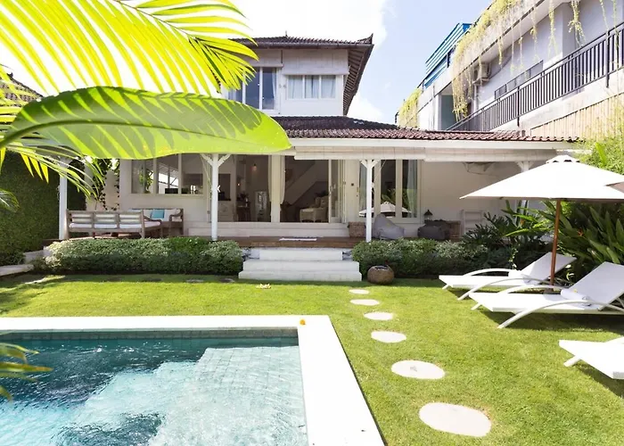 Bear 4 Bedroom Luxury - Petitenget, Villa *